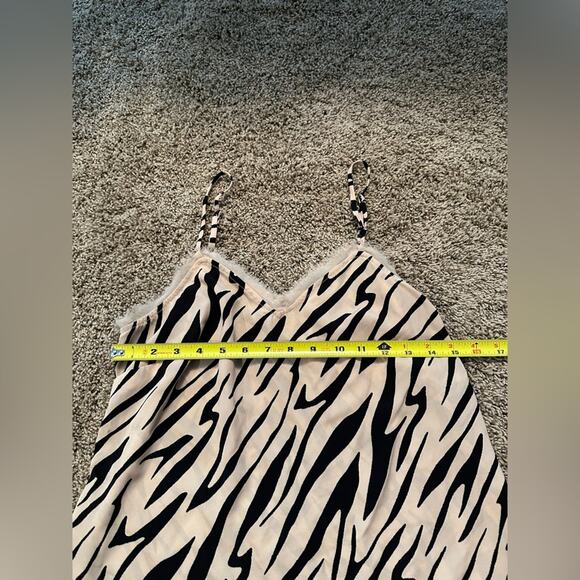 Ophelia Roe Size Small Stylish Zebra Print Women's Camisole Top - Picture 2 of 4